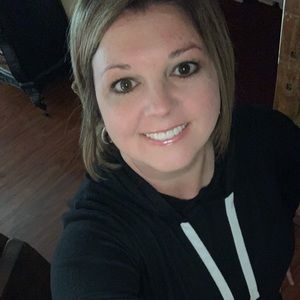 Meet your Posher, Niki